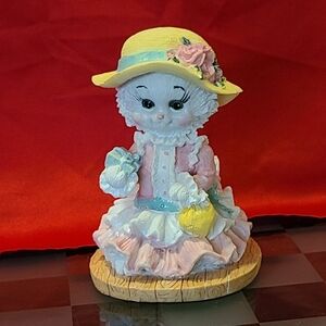 Kitty figurine for sale